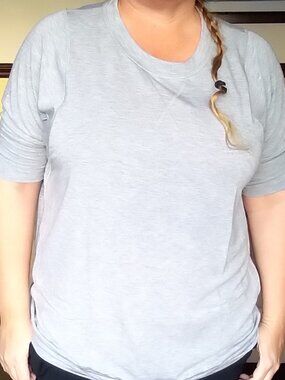 Light Grey short sleeve sweatshirt M/l, Freeloader